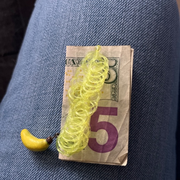 Handmade Banana  Choker - Picture 3 of 3